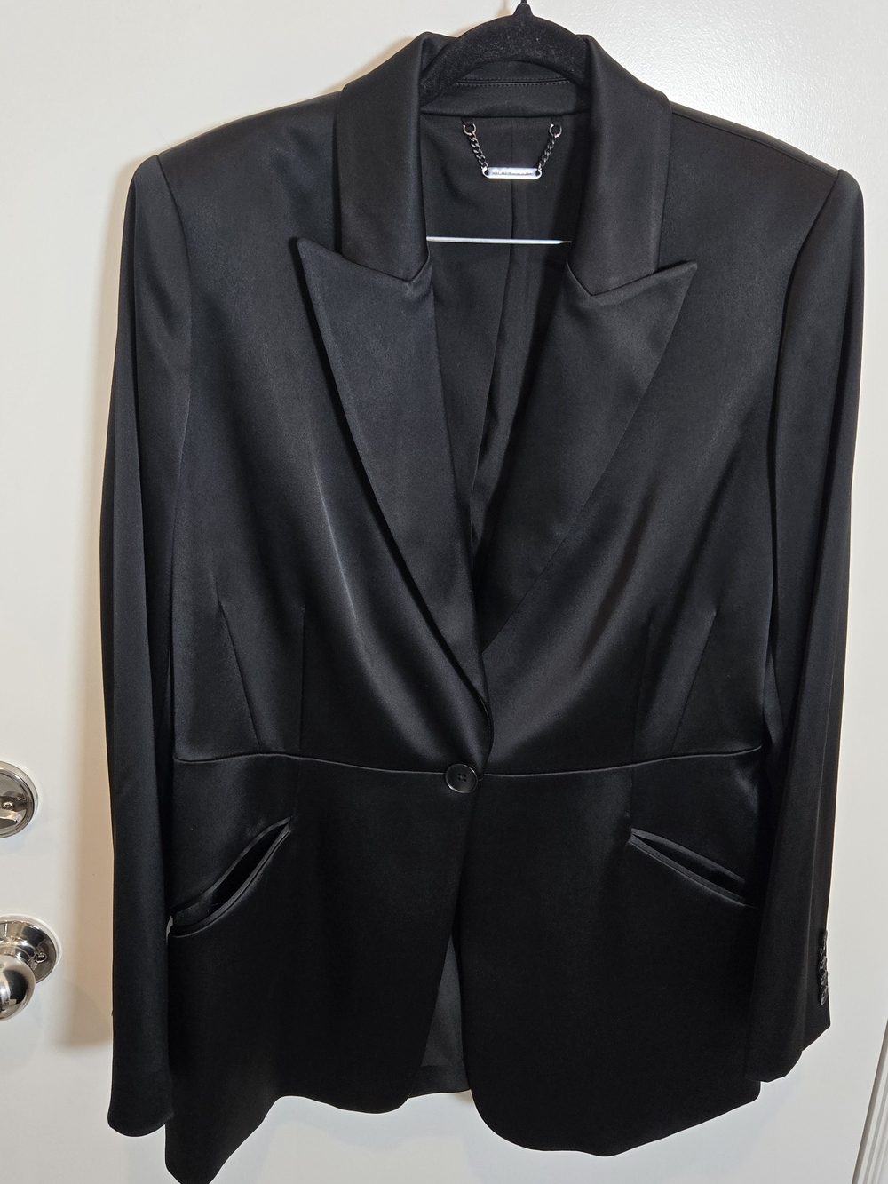 Elie Tahari Black Satin-Lapel Women's Blazer